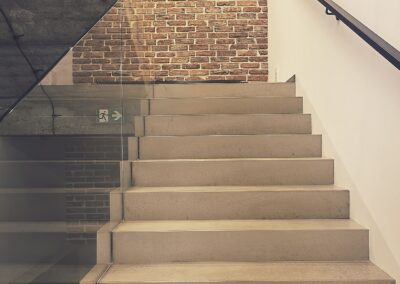 Schody dywanowe z betonu