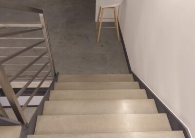 płyty schodowe do schodów ażurowych