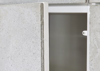meble w okładzinie betonowej